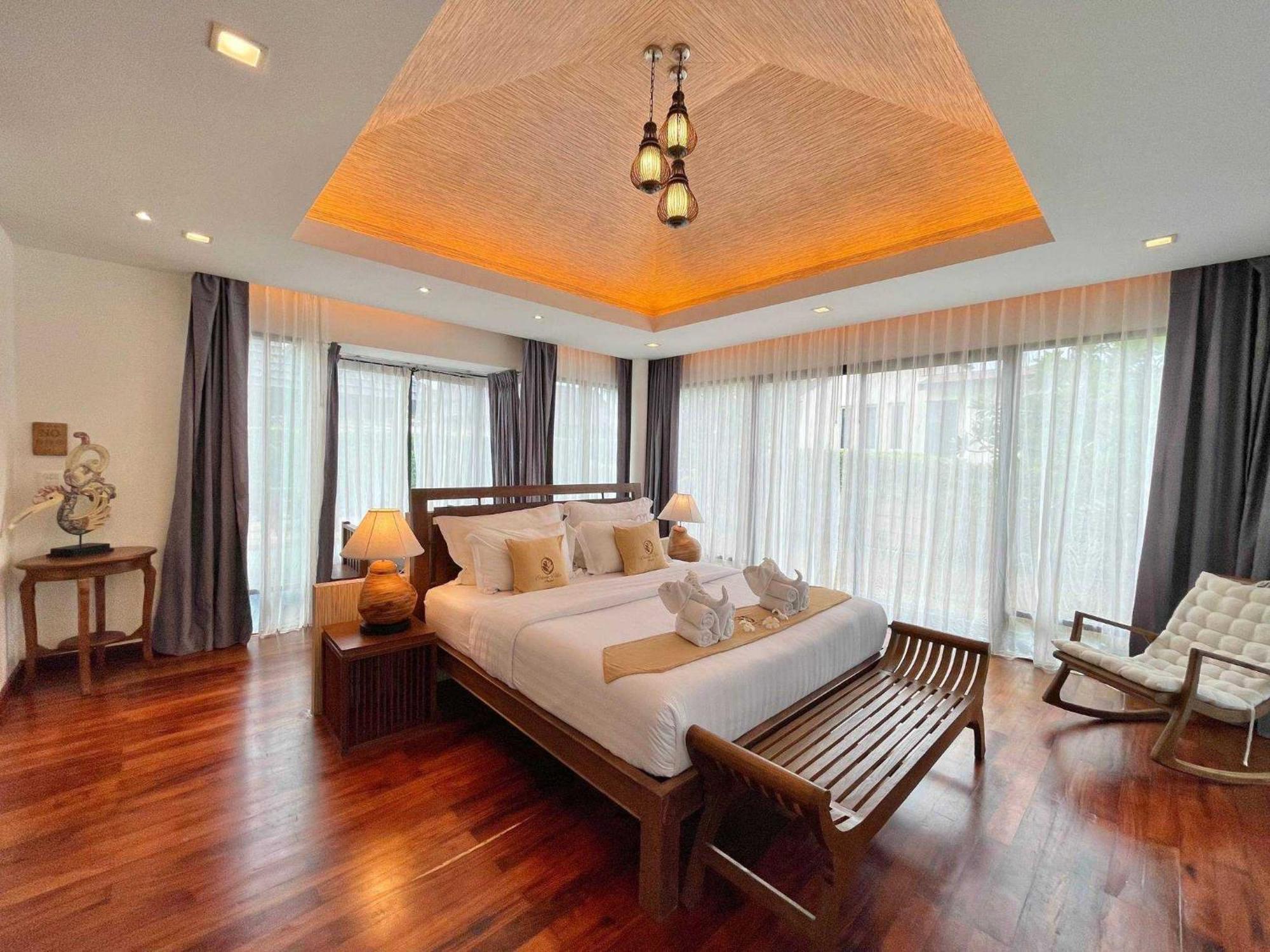 Ozone Villa Phuket Pa Khlok Εξωτερικό φωτογραφία