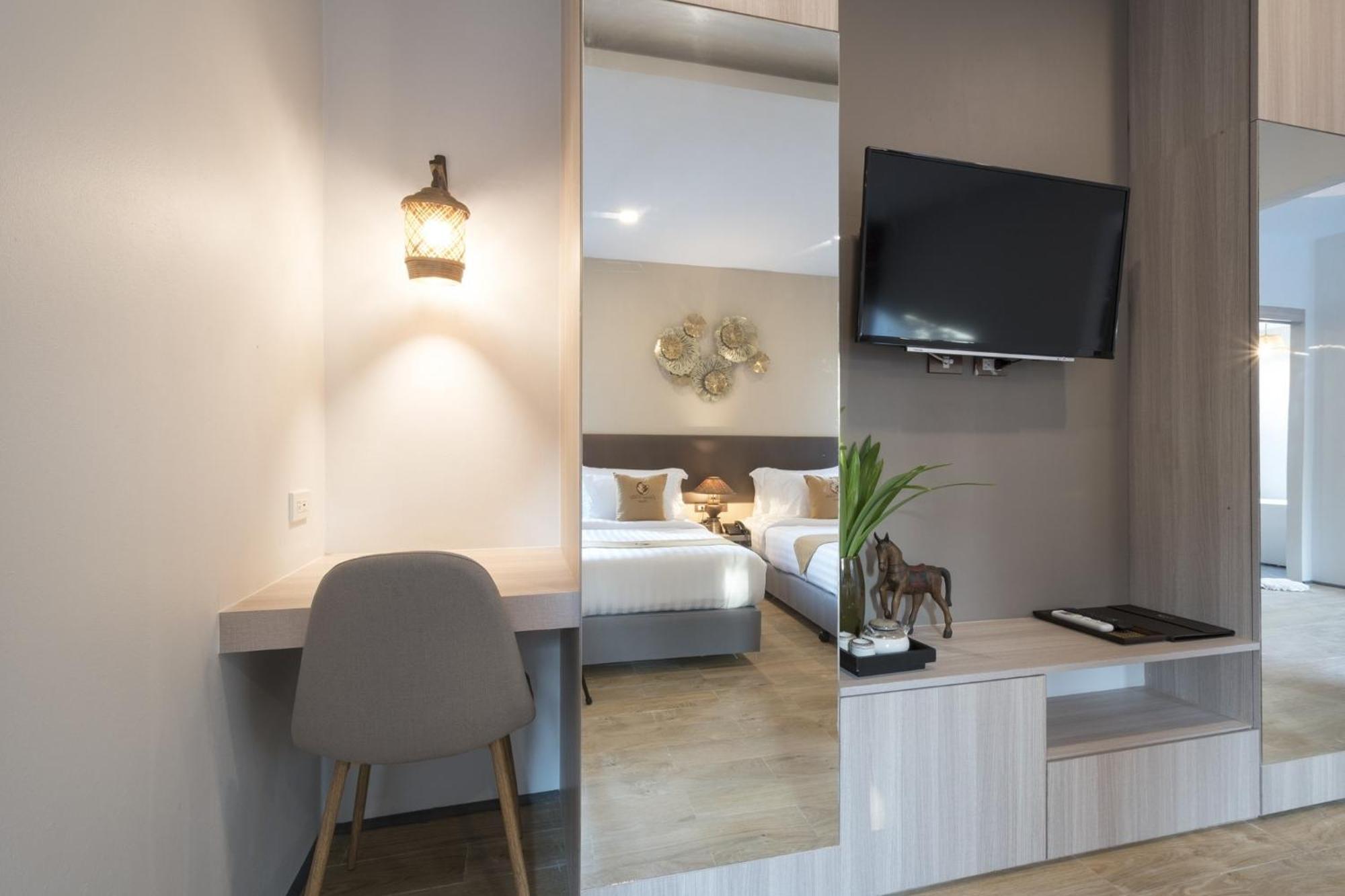 Ozone Villa Phuket Pa Khlok Εξωτερικό φωτογραφία